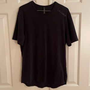 Lululemon mens short sleeve shirt